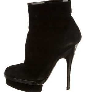 Yves Saint Laurent ankle boots